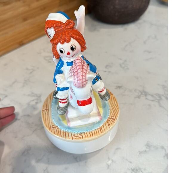 Vintage Raggedy Ann and Andy rocking rodeo horse music box Schmid #600 1982 - Picture 4 of 9